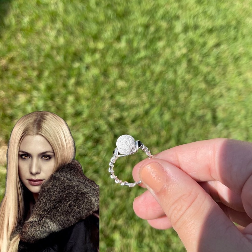 Irina inspired ring